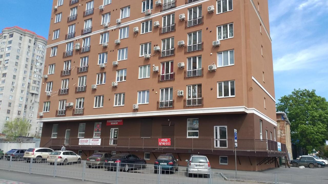 Белая Студия Вокзал Харьков-Пассажирский ภายนอก รูปภาพ